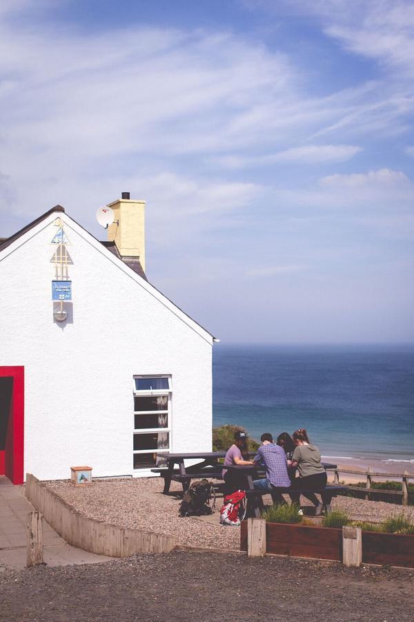 White Park Bay Youth Hostel バリントイ エクステリア 写真